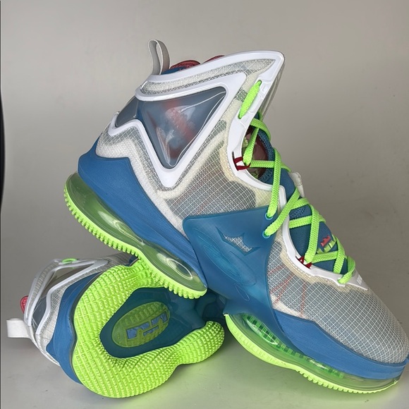Nike LeBron 19 “Tropical” hi size 11 main image 6